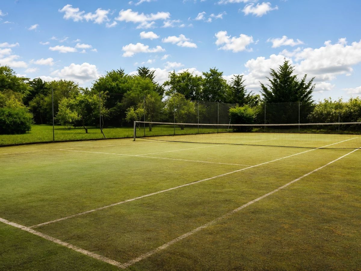Domaine de la Tortinière - Château - Tennis - Sport